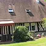 Le Vieux Pressoir Bed & Breakfast