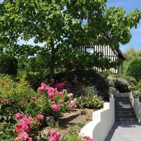 Le Vieux Pressoir Pont-Évêque