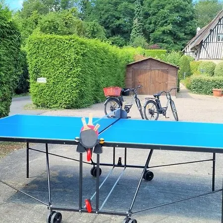 Le Vieux Pressoir Bed and Breakfast Pont-Évêque