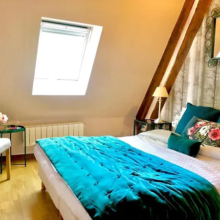 Le Vieux Pressoir Bed and Breakfast 3*