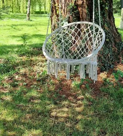 Le Vieux Pressoir Bed and Breakfast