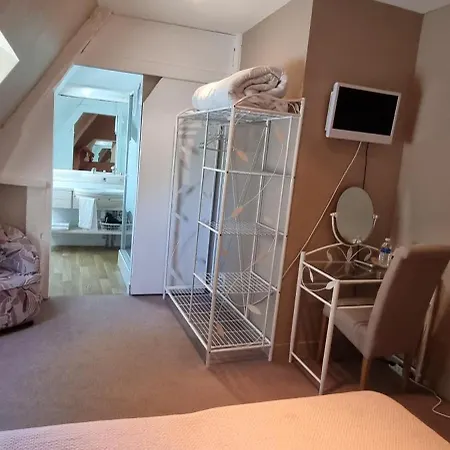 Le Vieux Pressoir Bed & Breakfast Pont-Évêque