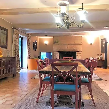 Le Vieux Pressoir 3*